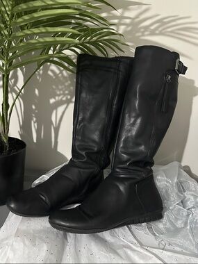 Nine West Black Zip & Buckle Boot. NWOT